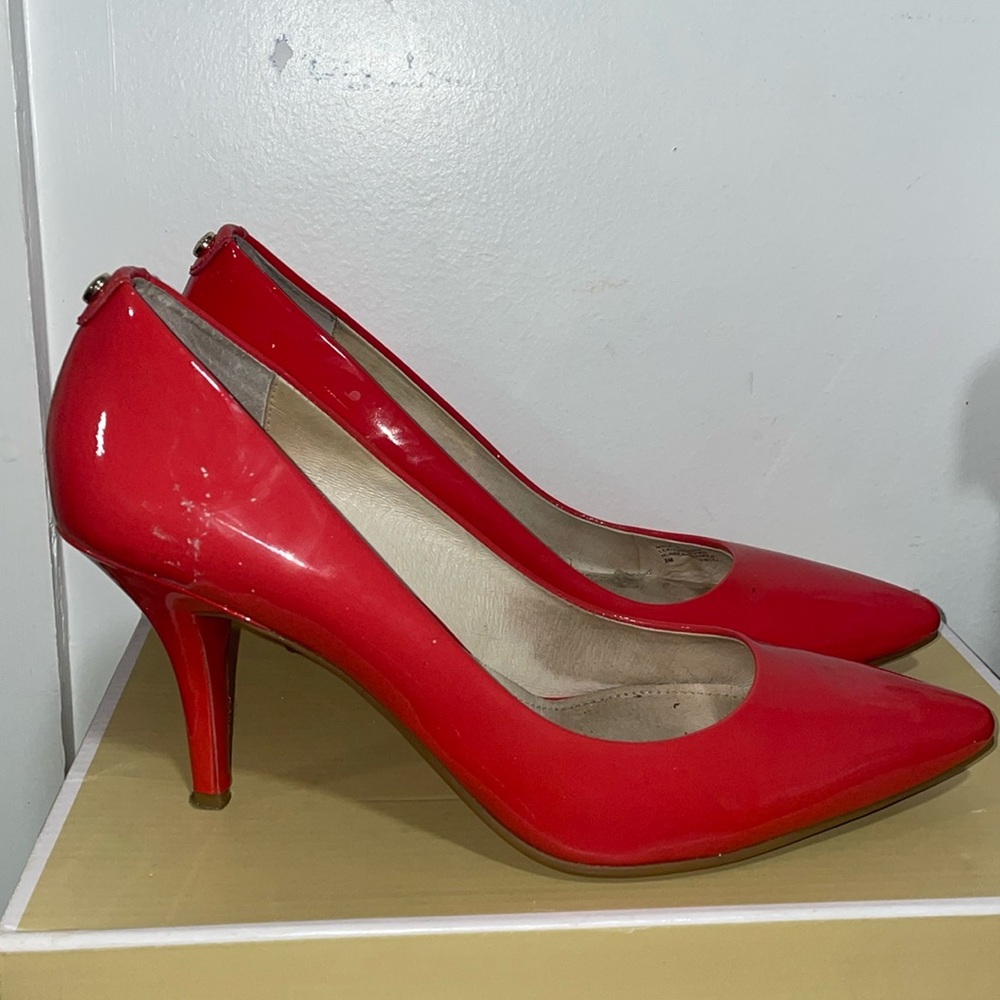 Michael Kors heels size 8